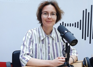 "Экспресс-тестирование на ВИЧ: чем отличается от лабораторной диагностики и зачем проводить подобные акции?" Интервью специалиста по социальной работе Центра СПИД Екатерины Сметаниной радиостанции "Кировград" в программе "Полезный город"